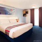 Travelodge Edinburgh Central Princes Street